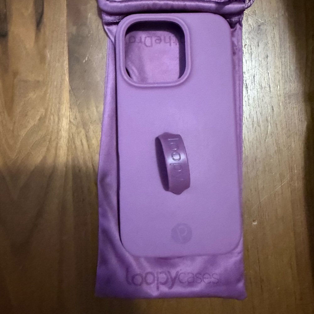 Loopy Case pebble edition dusty plum 16 pro case